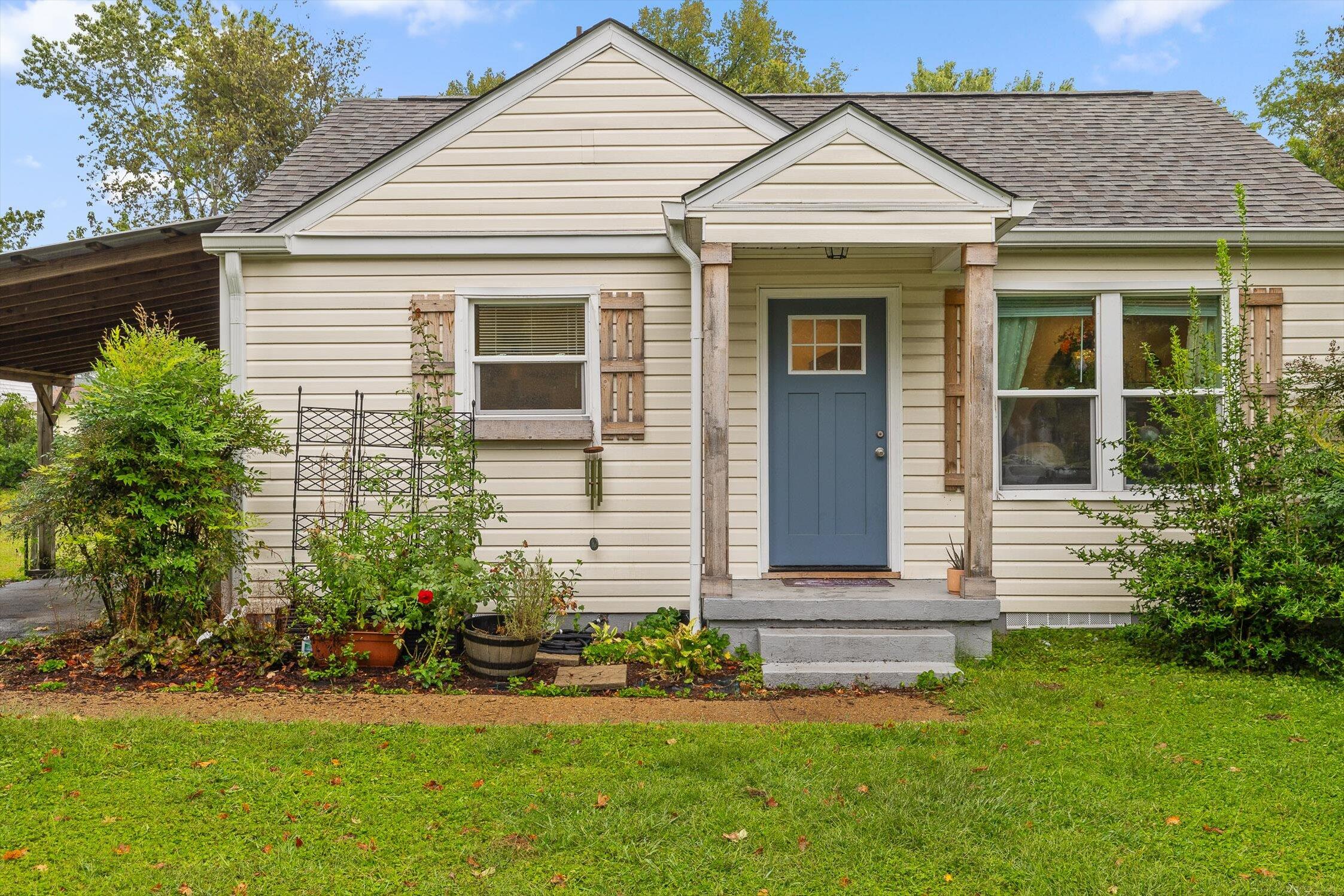 Chattanooga, Tennessee 37411, United States, 2 Bedrooms Bedrooms, ,1 BathroomBathrooms,Residential,Active,217313