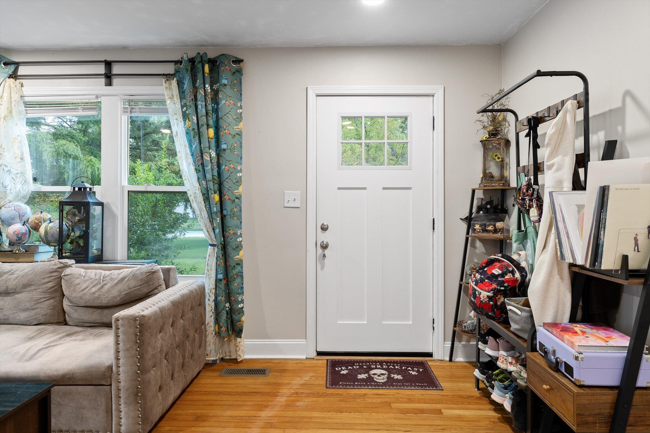 Chattanooga, Tennessee 37411, United States, 2 Bedrooms Bedrooms, ,1 BathroomBathrooms,Residential,Active,217313