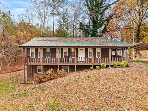 Photo of 562 Gordy Circle, Tunnel Hill, GA 30755 (MLS # 1524217)