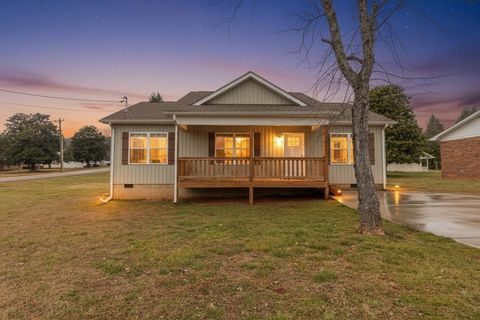 Photo of 4501 Crestway Drive, Cohutta, GA 30710 (MLS # 1528089)