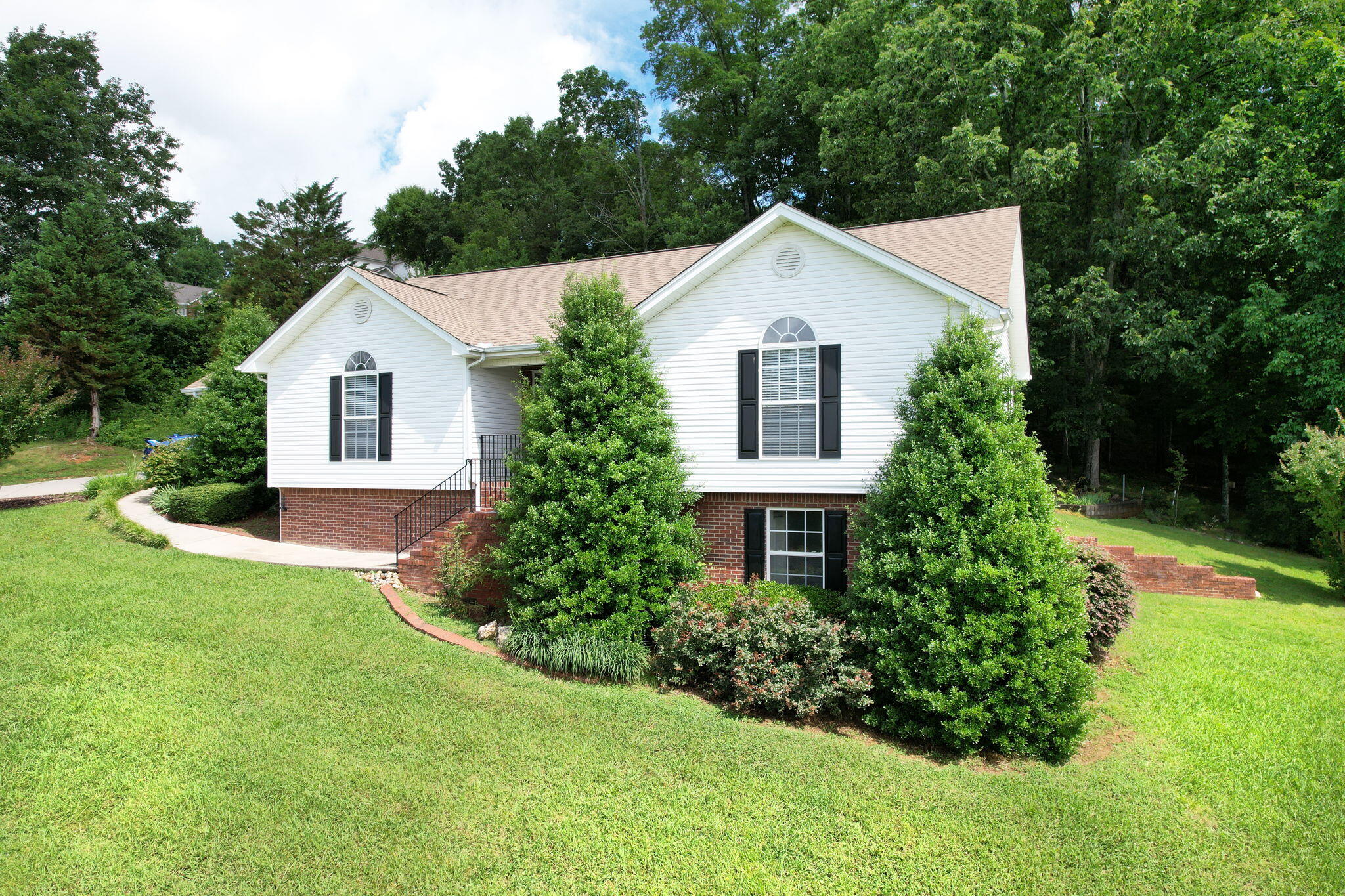 1454 Benjamin Circle, Cleveland, Tennessee image 3
