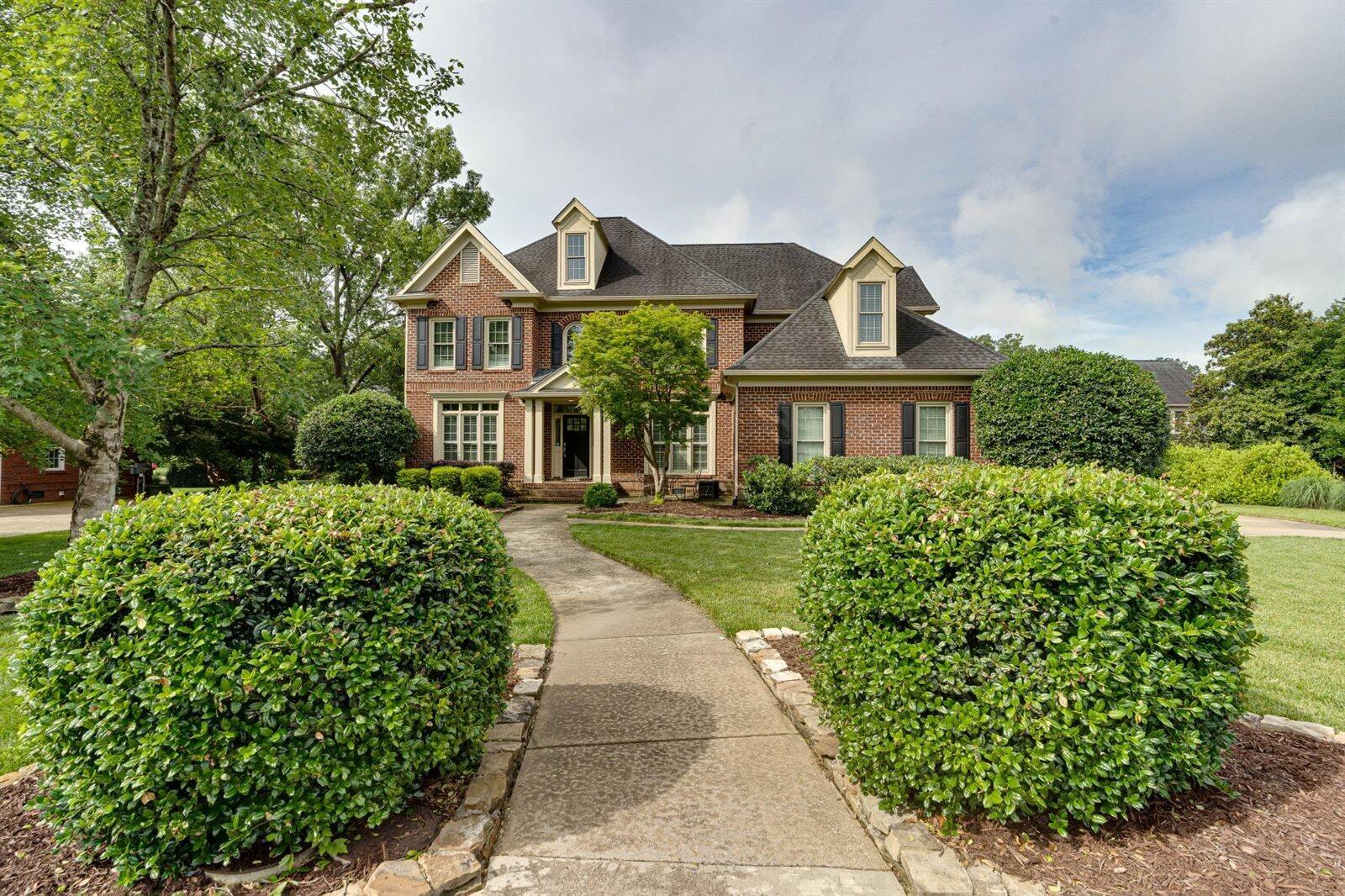 1404 Stornoway Lane