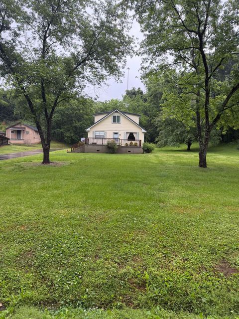 Photo of 1142 Old Pineville Road, Chattanooga, TN 37405 (MLS # 1533657)