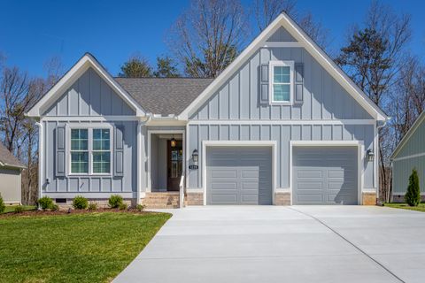 Photo of 1235 Bentley Lane, Soddy Daisy, TN 37379 (MLS # 1516621)