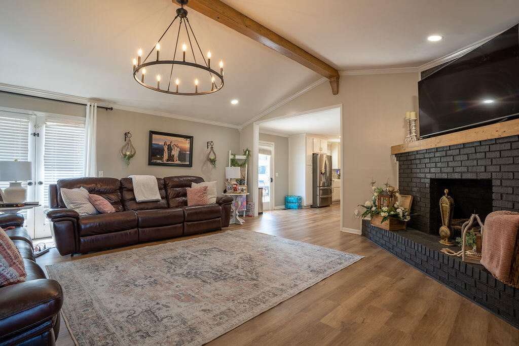 Trenton, Georgia 30752, United States, 4 Bedrooms Bedrooms, ,4 BathroomsBathrooms,Residential,Active,235327