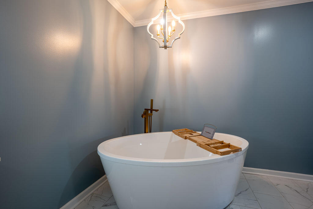 Trenton, Georgia 30752, United States, 4 Bedrooms Bedrooms, ,4 BathroomsBathrooms,Residential,Active,235327