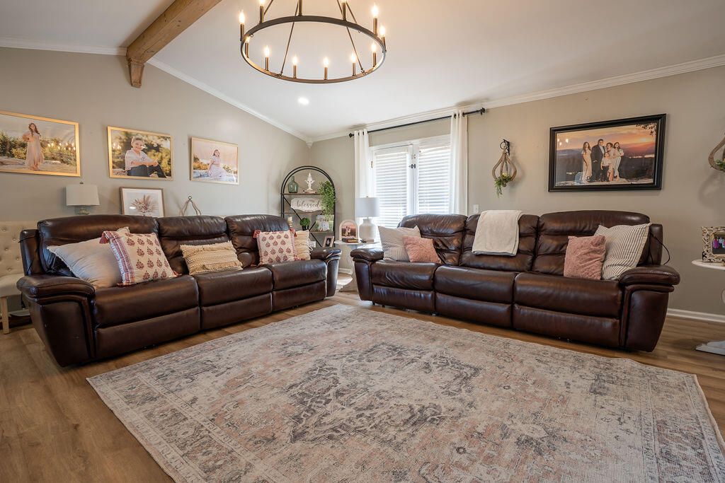 Trenton, Georgia 30752, United States, 4 Bedrooms Bedrooms, ,4 BathroomsBathrooms,Residential,Active,235327