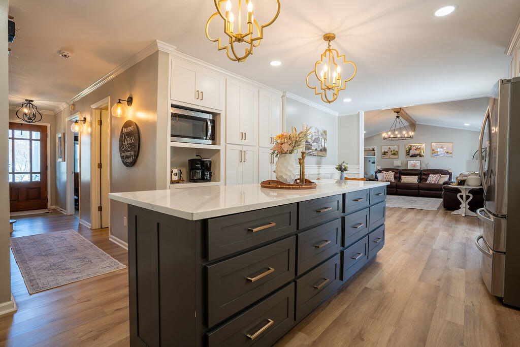 Trenton, Georgia 30752, United States, 4 Bedrooms Bedrooms, ,4 BathroomsBathrooms,Residential,Active,235327