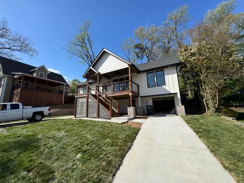 Photo of 319 Pine Ridge Road, Chattanooga, TN 37405 (MLS # 1531613)