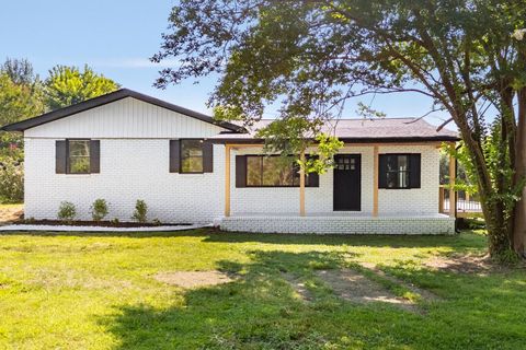 Photo of 8354 Wild Fig Lane, Ooltewah, TN 37363 (MLS # 1525146)