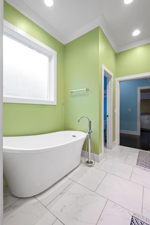 Tiny photo for 840 Dartmouth Street, Chattanooga, TN 37405 (MLS # 1527523)