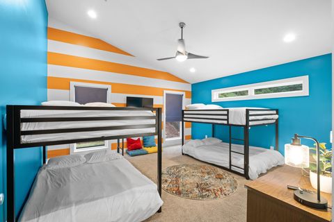 Tiny photo for 840 Dartmouth Street, Chattanooga, TN 37405 (MLS # 1527523)