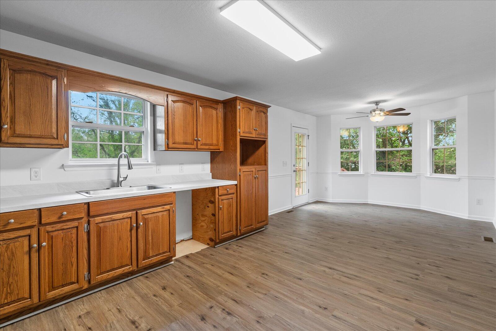 6839 Deerwood Drive, Harrison, Tennessee image 11