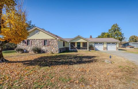 602 Moore Road NW Charleston TN 37310