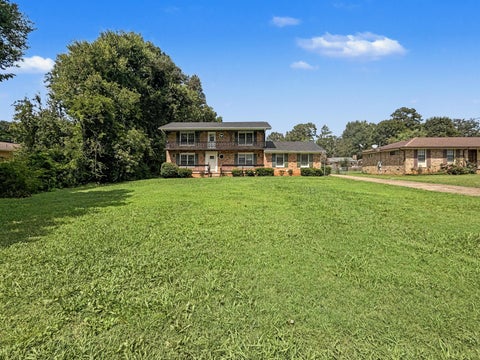 Homes For Sale - 813 Kay Circle<br/> Chattanooga, TN 37421