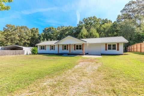 Photo of 679 Arnold Lane, LaFayette, GA 30728 (MLS # 1543031)