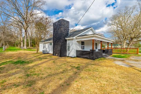 Photo of 804 W Main Street, LaFayette, GA 30728 (MLS # 1530364)