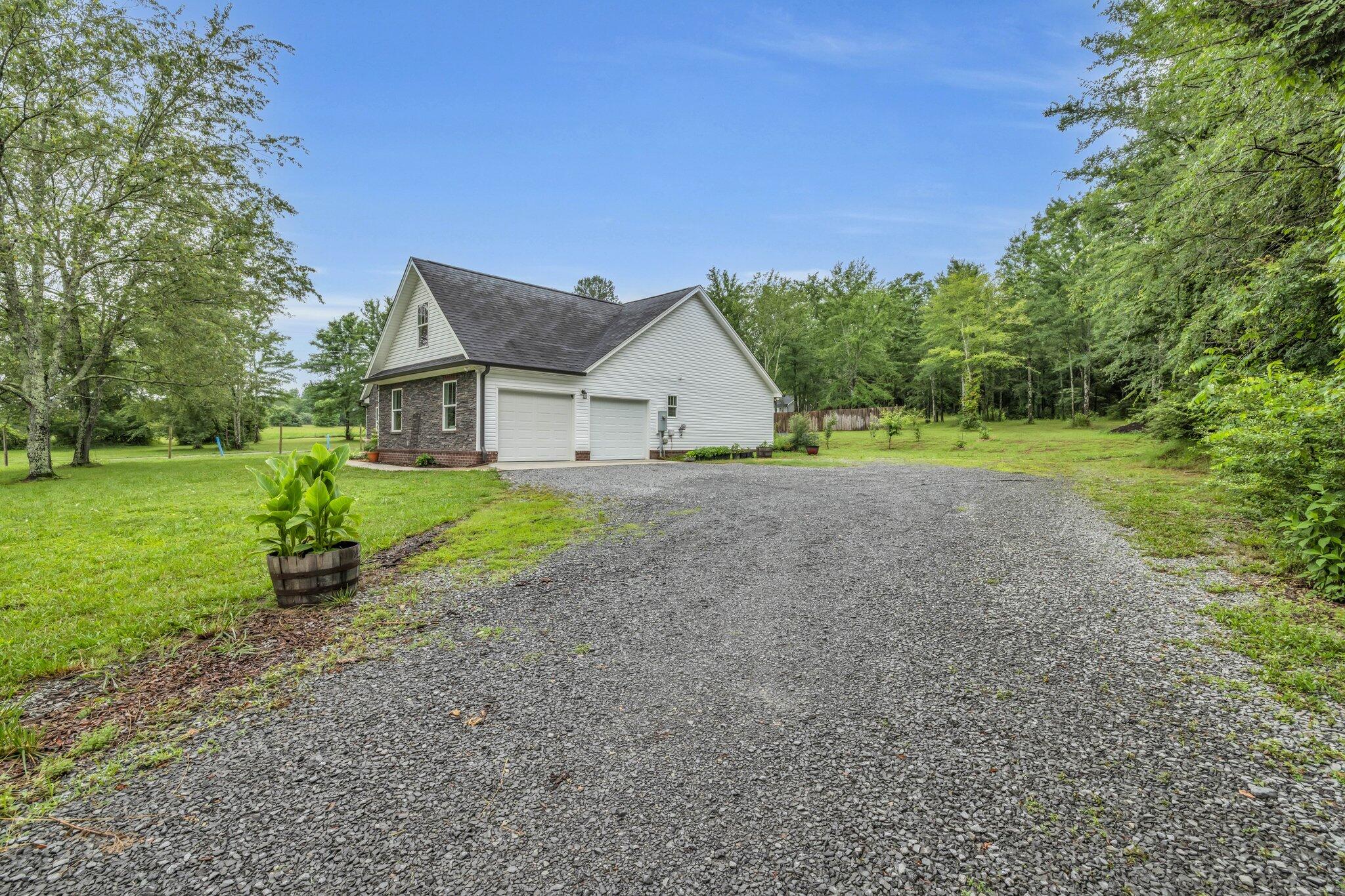 8012 Mcdonald Cemetery Road, Ooltewah, Tennessee image 4