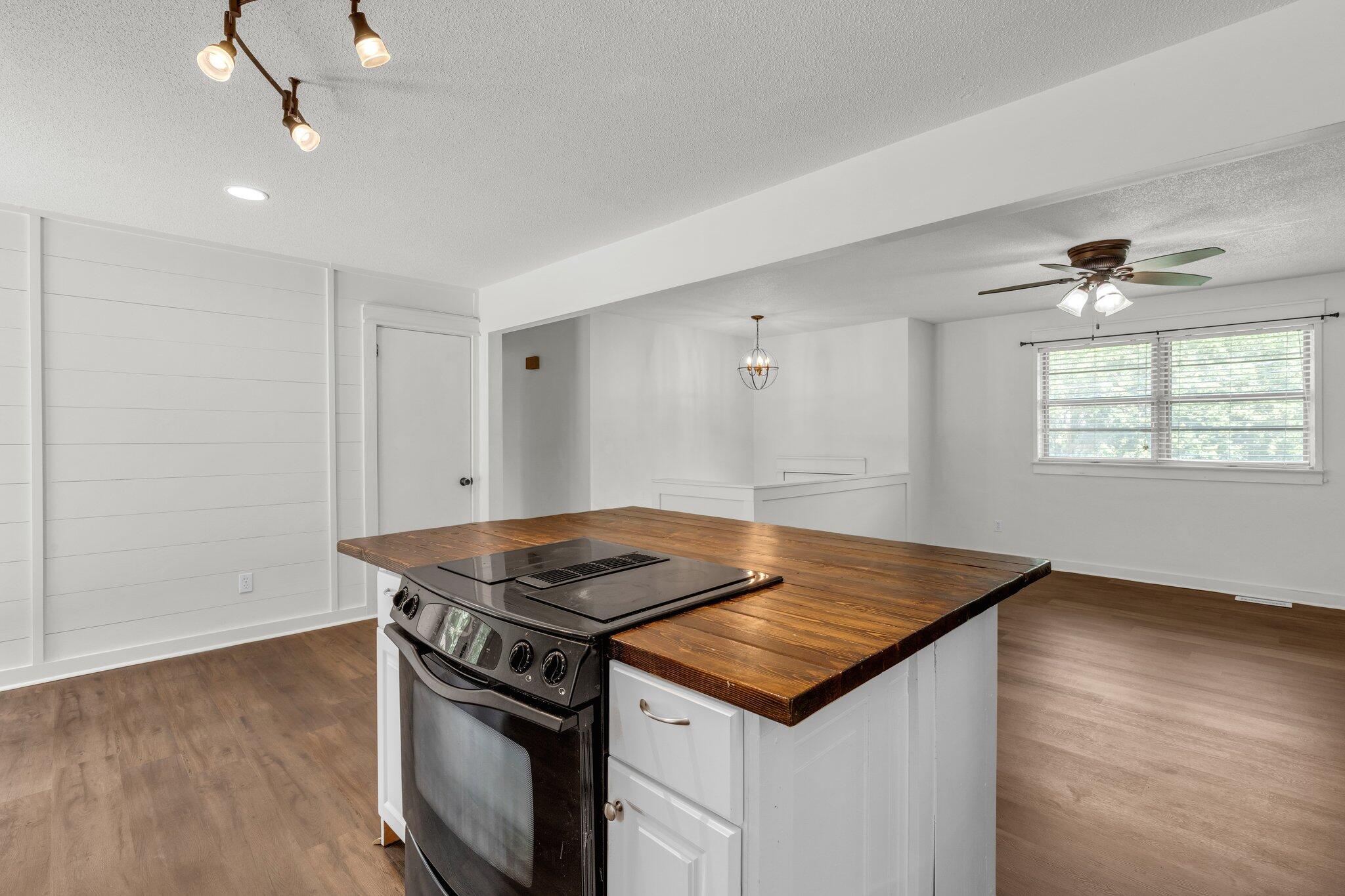 178 Melody Lane, Ringgold, Georgia image 10