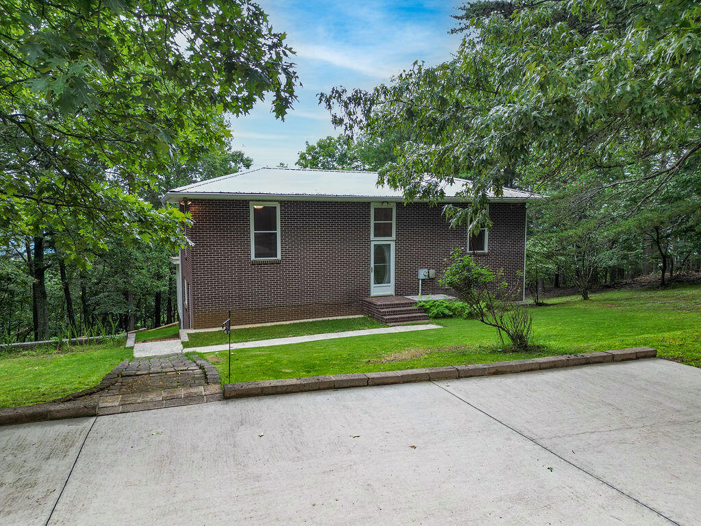 Bryant, Alabama 35958, United States, 3 Bedrooms Bedrooms, ,2 BathroomsBathrooms,Residential,Active,164277