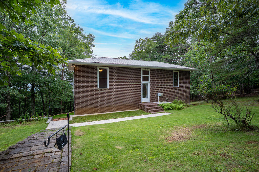 Bryant, Alabama 35958, United States, 3 Bedrooms Bedrooms, ,2 BathroomsBathrooms,Residential,Active,164277