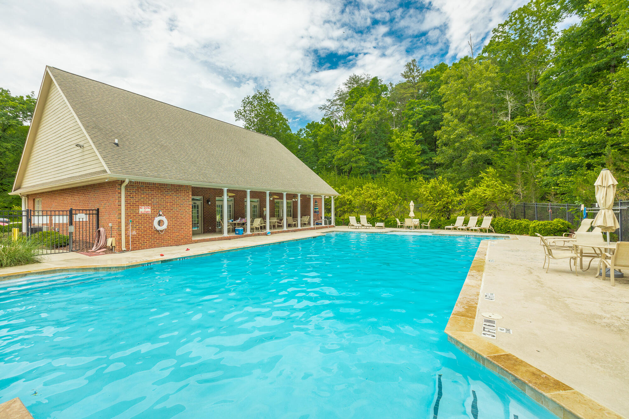 12520 Emerald Bay Drive, Soddy Daisy, Tennessee image 4