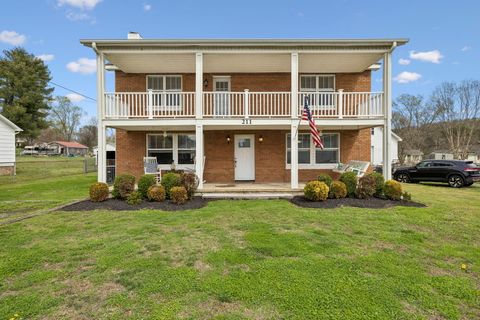 Photo of 211 Bean Street, Soddy Daisy, TN 37379 (MLS # 1529340)