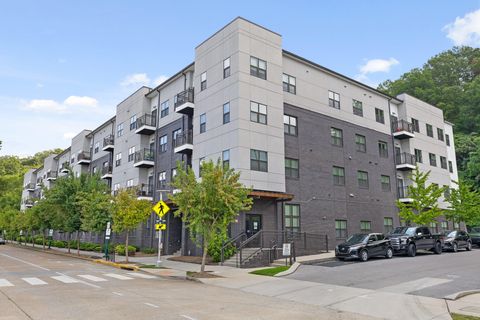 Photo of 782 Riverfront Parkway, Chattanooga, TN 37402 (MLS # 1535322)