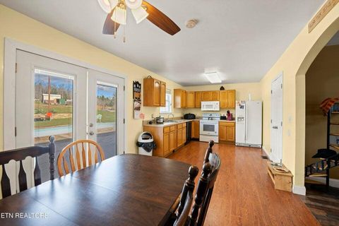 Tiny photo for 10389 Summer City Road, Spring City, TN 37381 (MLS # 1530297)