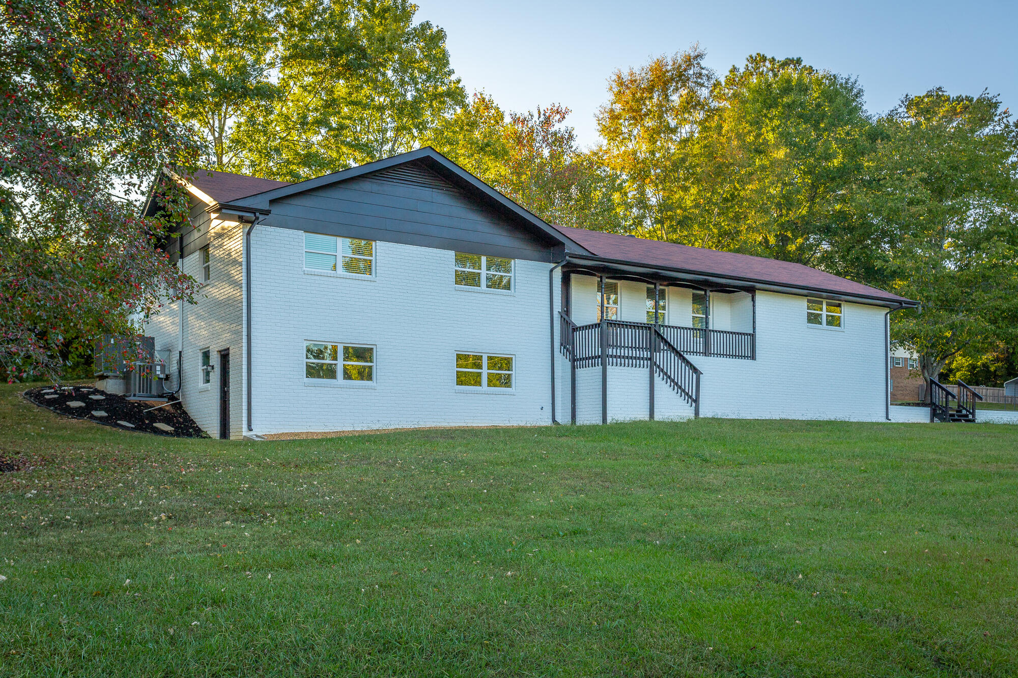 423 Crawford Terrace, Tunnel Hill, Georgia image 1