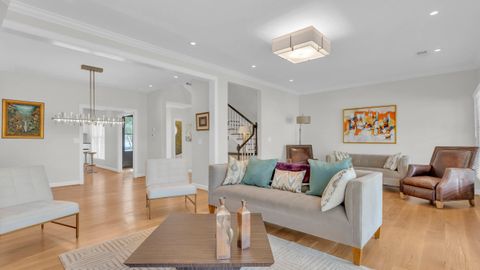 Photo of 1091 Constitution Drive, Chattanooga, TN 37405 (MLS # 1522179) Photo of 1091 Constitution Drive, Chattanooga, TN 37405 (MLS # 1522179)