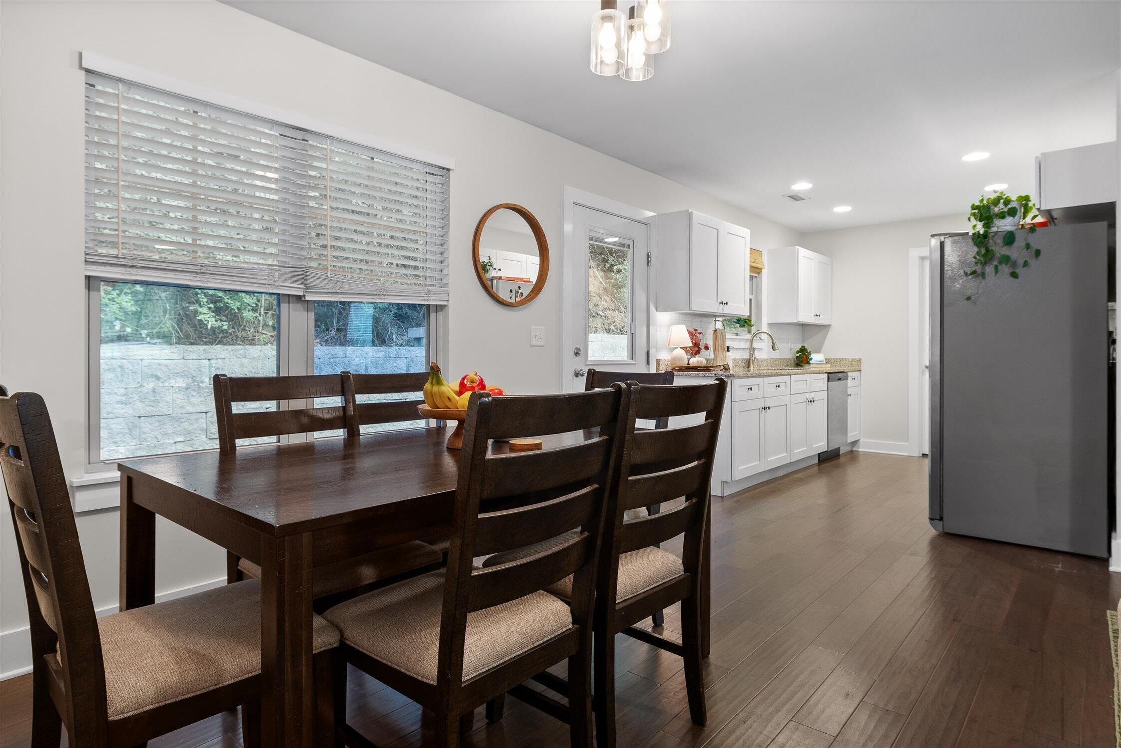 Soddy Daisy, Tennessee 37379, United States, 3 Bedrooms Bedrooms, ,2 BathroomsBathrooms,Residential,Pending,223998