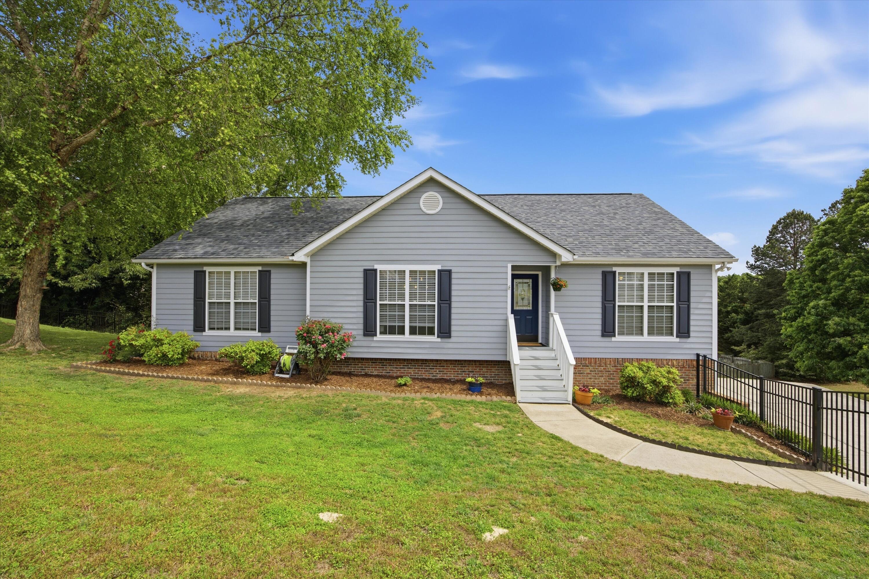 808 Brookcrest Lane
