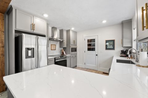 Tiny photo for 421 Gadd Road, Hixson, TN 37343 (MLS # 1527544)