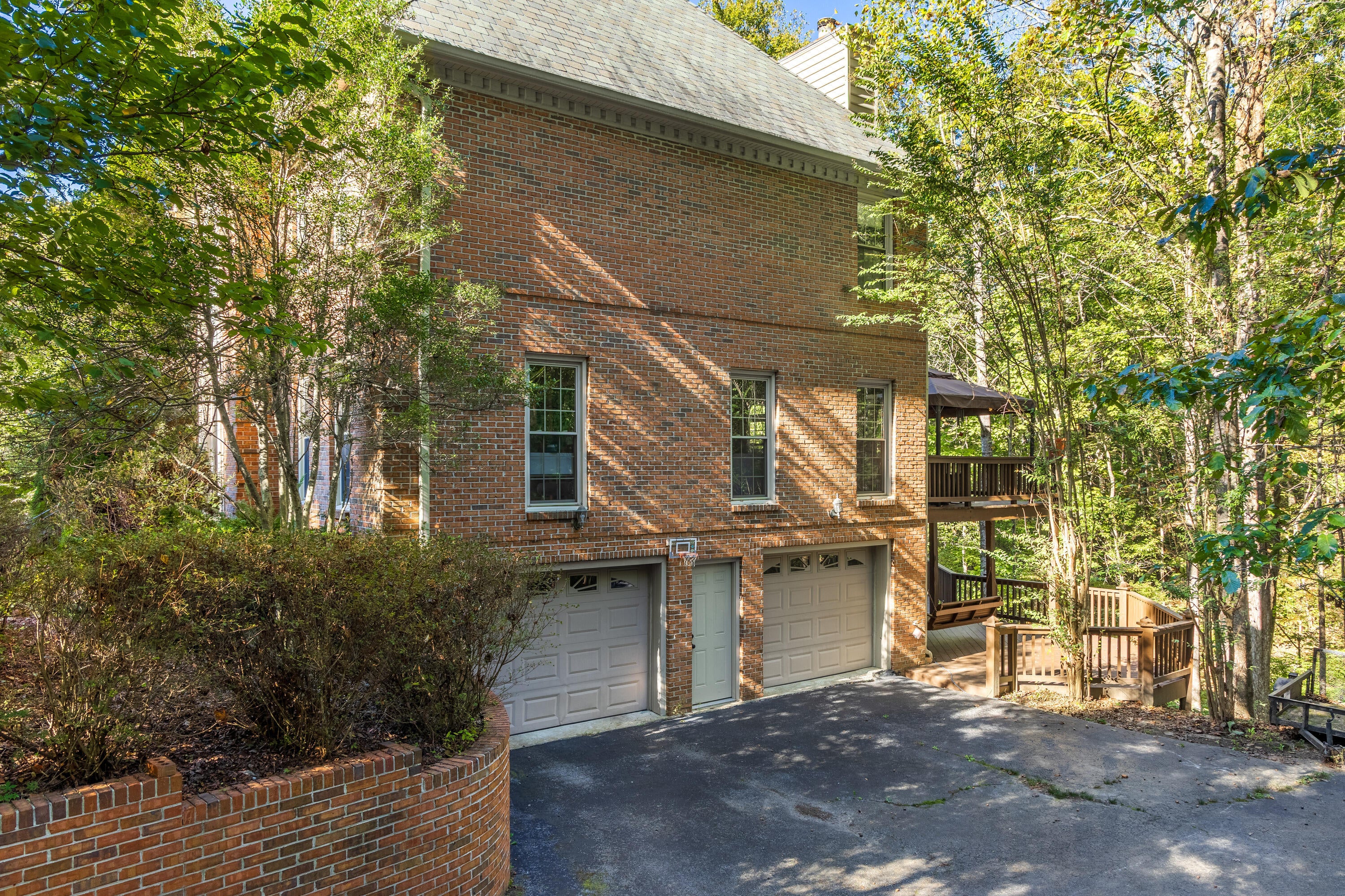 3122 Bee Tree Lane