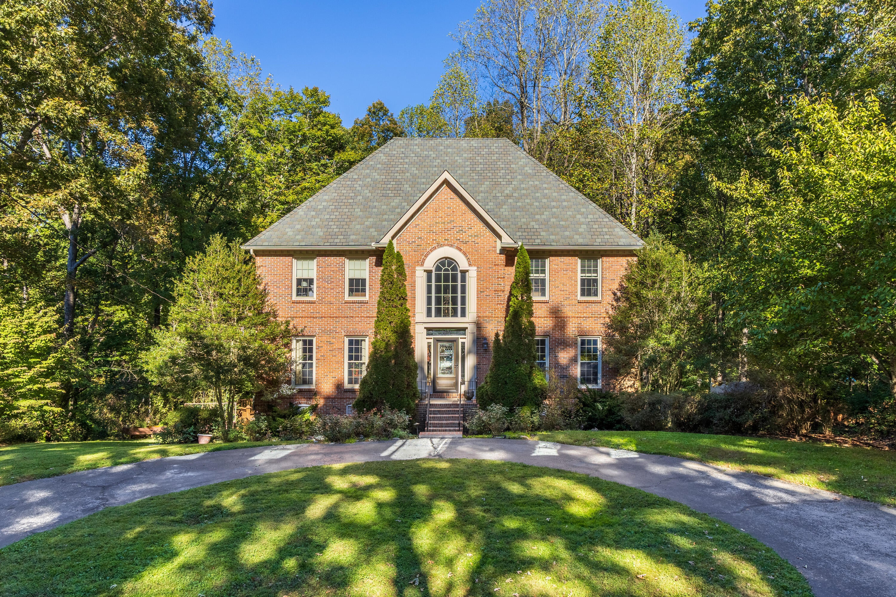 3122 Bee Tree Lane