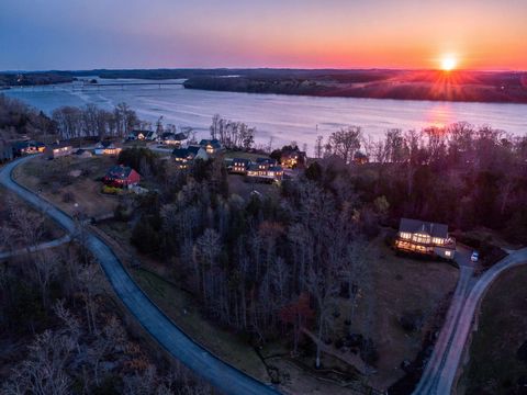 Photo of 15732 Channel Point Drive, Sale Creek, TN 37373 (MLS # 1530422)