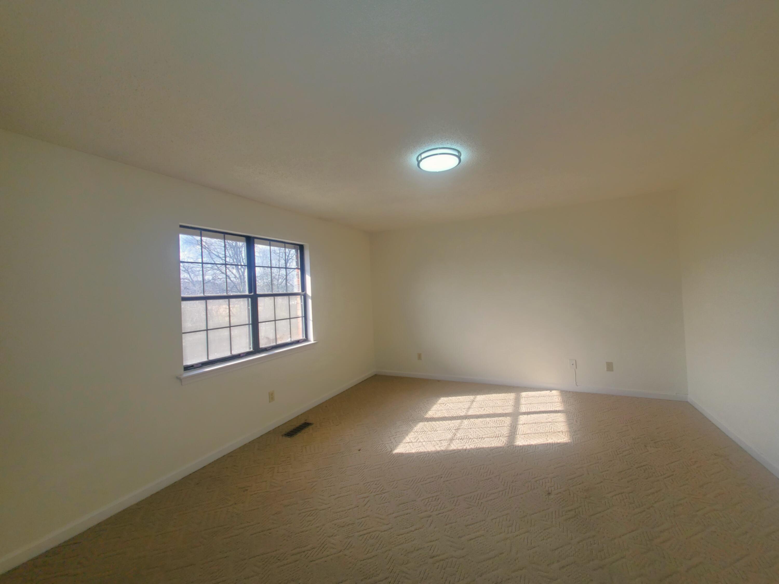 9512 Heathwood Drive, Ooltewah, Tennessee image 6