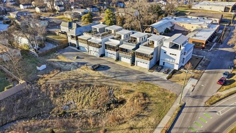 Tiny photo for 40 Peak Street, Chattanooga, TN 37405 (MLS # 1527873)