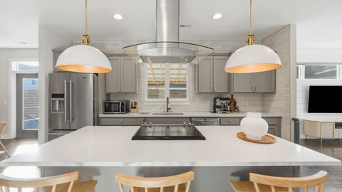 Tiny photo for 40 Peak Street, Chattanooga, TN 37405 (MLS # 1527873)