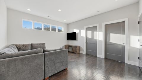 Tiny photo for 40 Peak Street, Chattanooga, TN 37405 (MLS # 1527873)