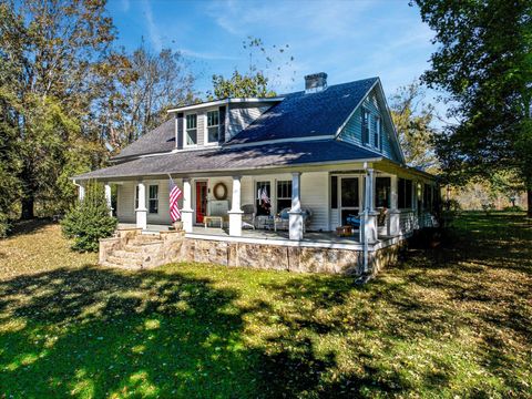 Condo For Sale - 982 County Road 229<br/> Niota, TN 37826