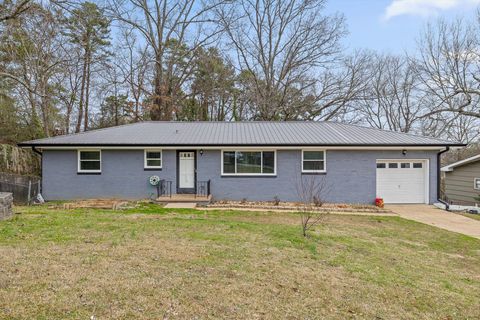 Photo of 3705 Mary Anna Drive, Chattanooga, TN 37412 (MLS # 1526716)