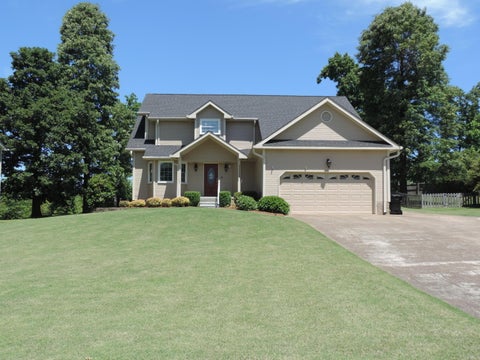 Homes For Sale - 2713 Autumn Chase Drive<br/> Hamilton County, Chattanooga, TN 37421