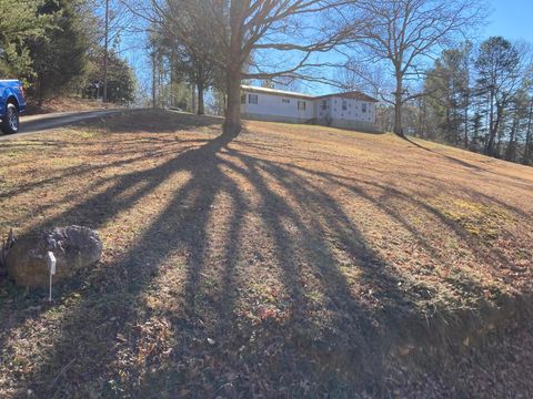 Homes For Sale - 14302 Stormer Road<br/> Sale Creek, TN 37373