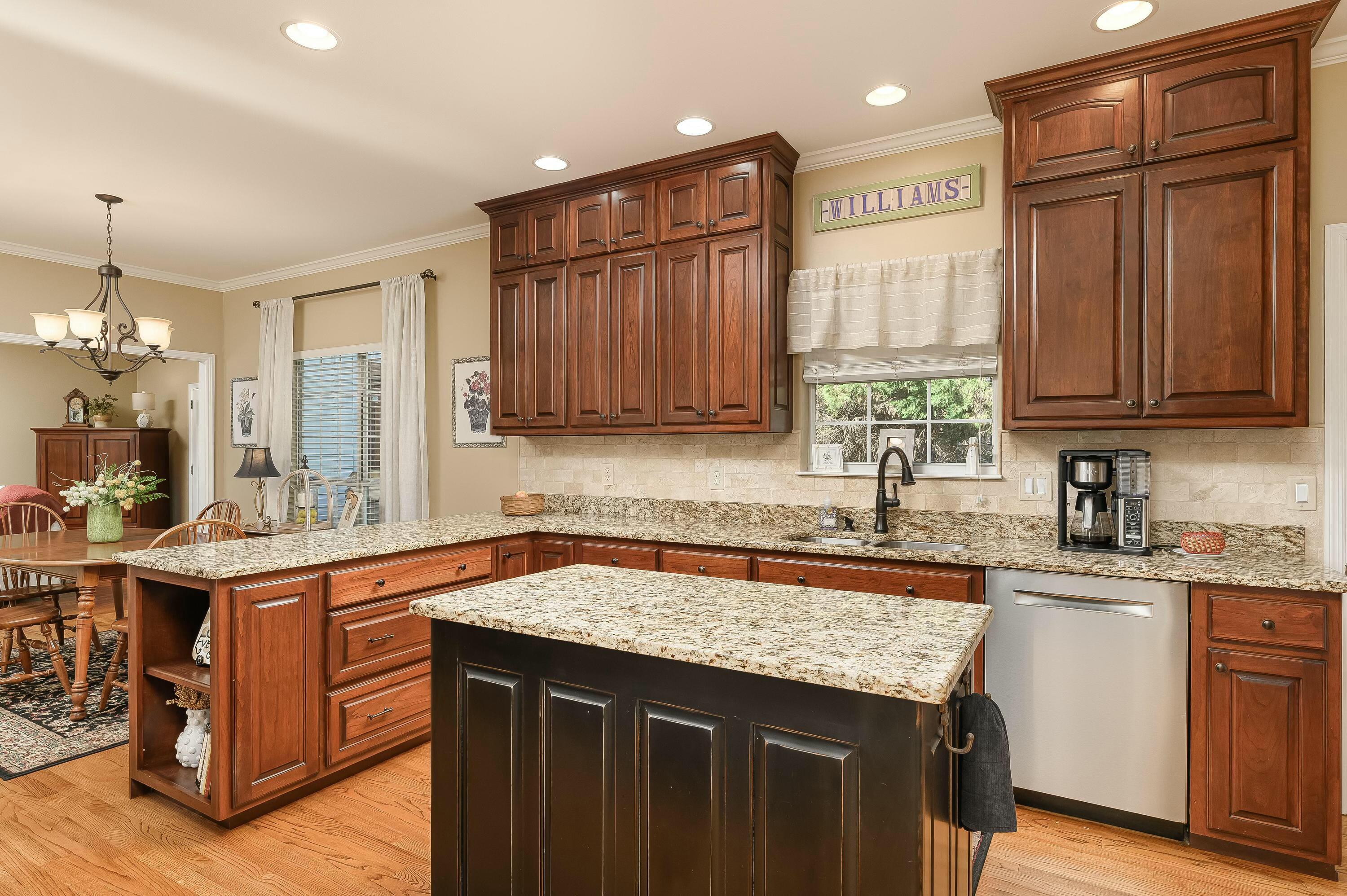 2124 College Park Lane, Soddy Daisy, Tennessee image 6