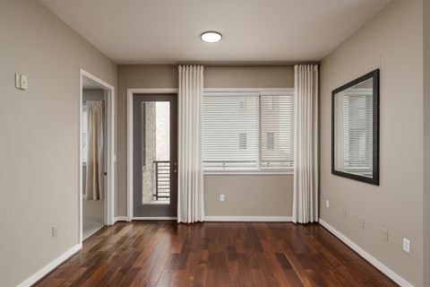 Tiny photo for 200 Manufacturers Road, Chattanooga, TN 37405 (MLS # 1526550)