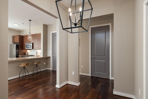 Tiny photo for 200 Manufacturers Road, Chattanooga, TN 37405 (MLS # 1526550)