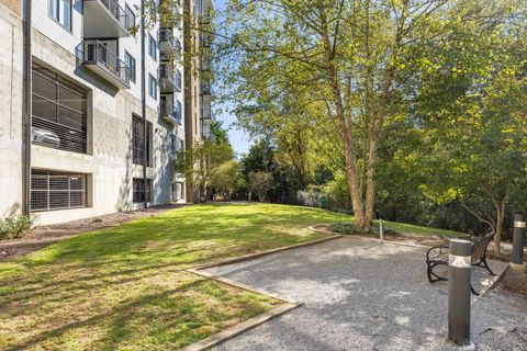 Tiny photo for 200 Manufacturers Road, Chattanooga, TN 37405 (MLS # 1526550)