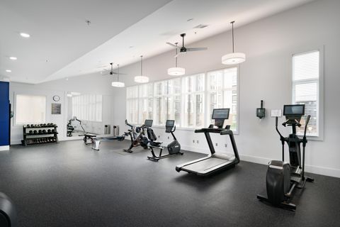 Tiny photo for 200 Manufacturers Road, Chattanooga, TN 37405 (MLS # 1526550)